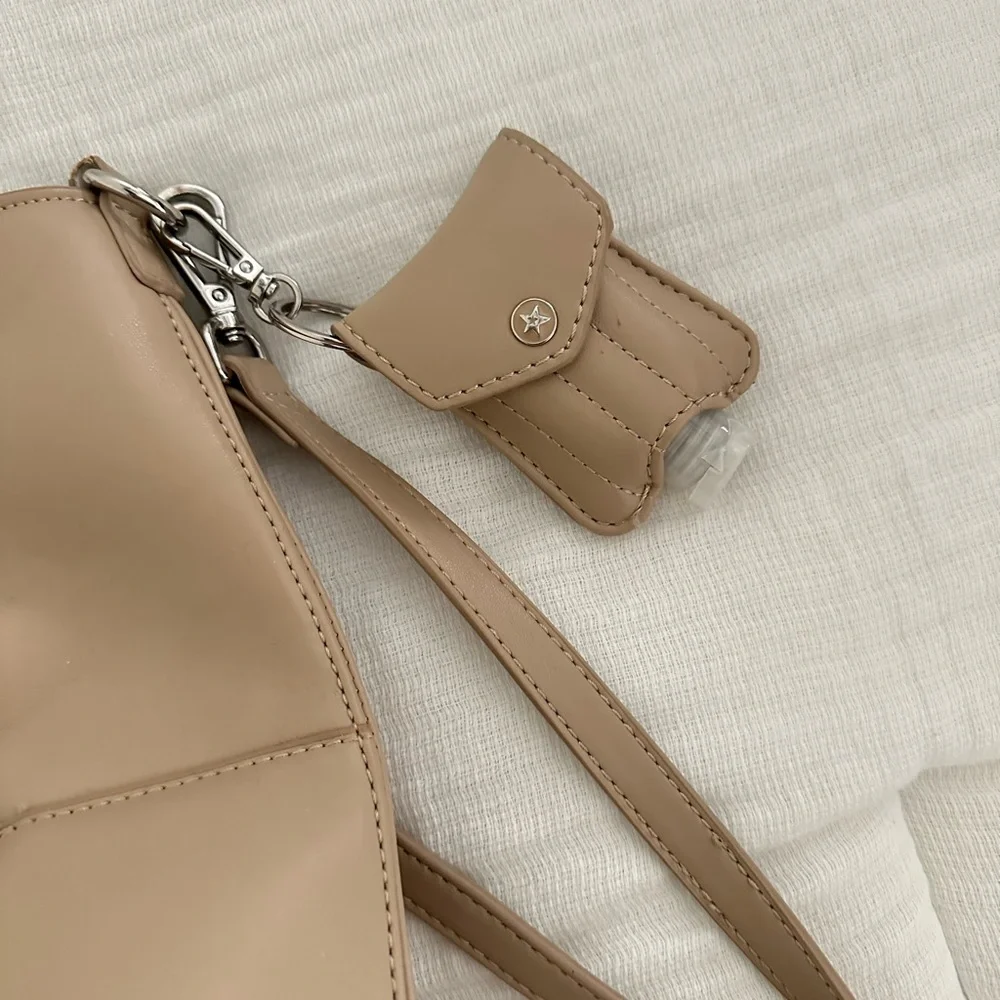 Jujube 24-7 Tote & Clutch